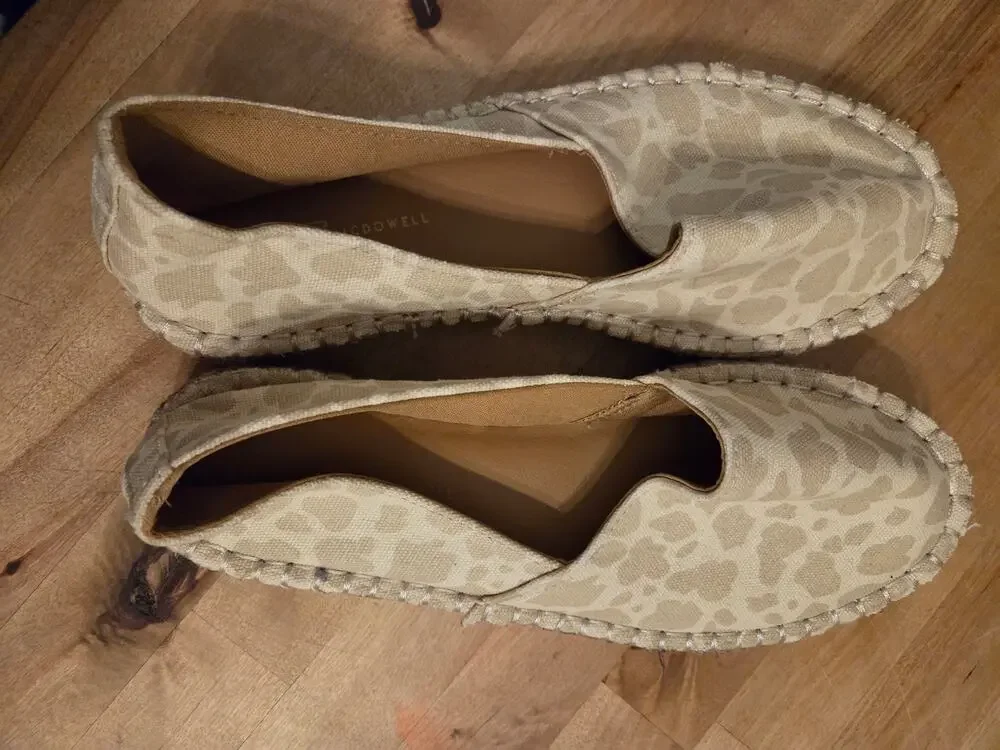 Michelle McDowell Mave Leopard Print Size 9 Shoes NWOT